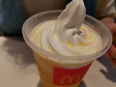 -麦当劳(世界城广场店)