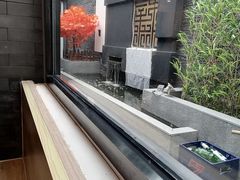 -毛辣果·贵州红酸汤牛肉火锅(西单店)