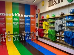 -m豆巧克力世界(上海世茂广场店)