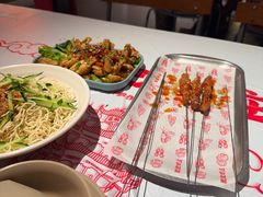 -肥肥虾庄·金牌油焖大虾(杨园滨江时代walk店)