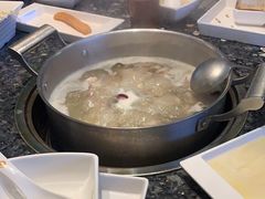 -一席地·本地鸡窝·杭帮鸡火锅(萧山银隆百货店)