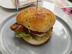 招牌秘制鸡腿堡-必胜客(兴华中路PH店)