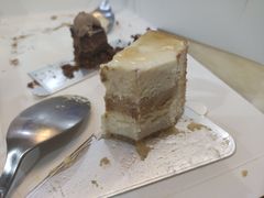 香草焦糖切片蛋糕-PAUL LAFAYET 法式甜品(深圳湾万象城店)