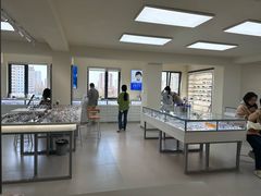 -潘多拉眼镜·蔡司依视路明月(潘家园店)