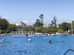 -上海滴水湖皇冠假日酒店