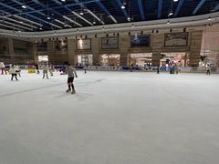 -冠军冰场(环球中心店)