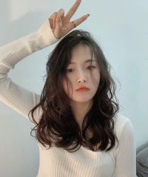 -安蒂护肤造型