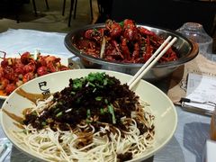 凉面-巴厘龙虾·榜首油焖大虾(洞庭·艺术洋房店)