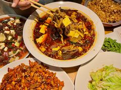 -小三峡食府(西五路店)