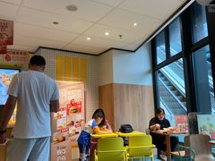 -麦当劳(浦江镇绿地乐和城店)