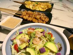 牛油果大虾沙拉-JUKEBOX玖部音乐餐厅(华侨城店)
