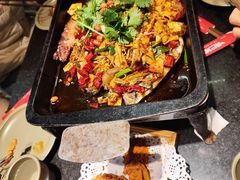 -俏巴妹烤鱼香锅(奥体店)