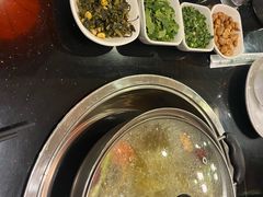 -丫丫汤膳打边炉(宏府408坊店)