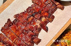 Charcoal-Grilled Spare Ribs