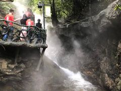 -古龙峡云天玻霸