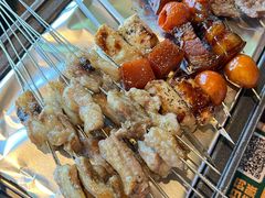 -曼听小寨海鲜烧烤·大连辣炒大王(盖州街店)