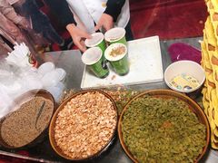 花生芝麻葡萄干-清真老马家国华牛奶鸡蛋醪糟(正宁路店)