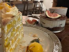 -懒鱼时光馆(沙坪坝店)