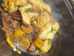 -万里闯关东铁锅炖菜馆(高新旗舰店)