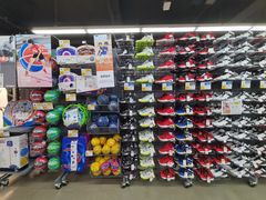 -迪卡侬(西三旗店)