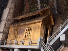 -破瓦寒窑·地摊烤羊排