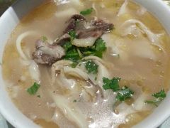 -萧记三鲜烩面美食城(郑汴路店)