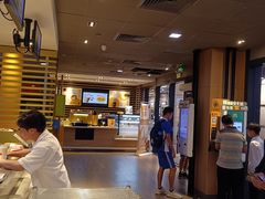 -麦当劳(海岸城店)