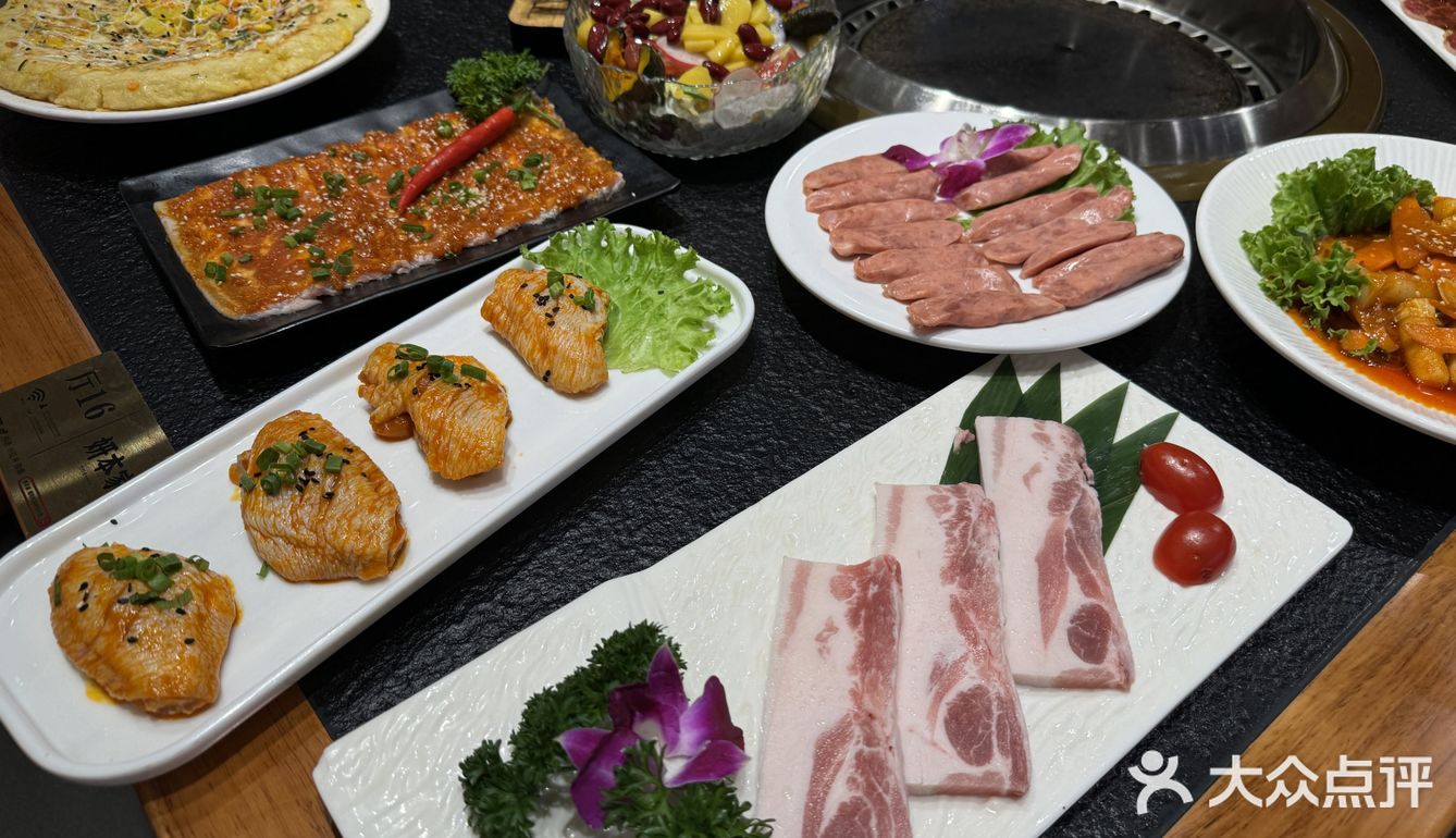 谁能拒绝得了性价比超高的烤肉店呢？
