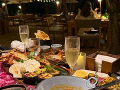 -三亚艾迪逊酒店·海滩烧烤 BARBACOA·现场乐队·浪漫晚餐·烧烤海鲜