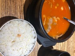 -吴草鸡爪오초닭발韩食堂(融恒盈嘉中心店)