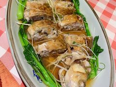 香煎酿鲮鱼-龙桥私厨·姜花菊花过桥鱼·顺德菜(容桂店)