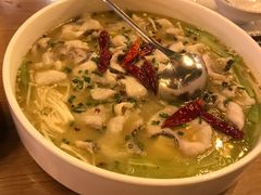 -爱啤精酿·民谣酒馆(滨江店)