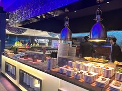 -曼格活海鲜·牛排自助(光明蓝鲸店)