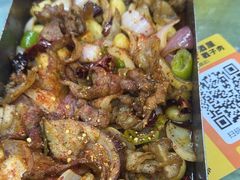 -老东镇啤酒屋海鲜加工·蒸汽海鲜·海鲜烧烤(台东店)