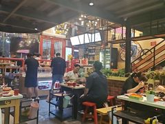 -钢管厂五区小郡肝串串香火锅(梅川路店)