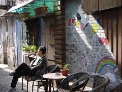 -Double cafe