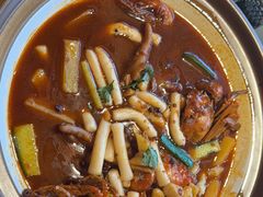 -新天明砂锅鱼头煲