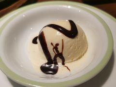 香草冰激凌-萨莉亚意式餐厅(杭州滨江天街店)