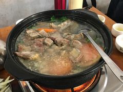 -钰洁腊排骨火锅