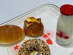 -红星前进面包牛奶公司(畅春园店)