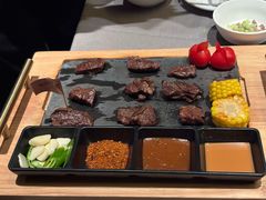 -左庭右院鲜牛肉火锅黑金店(陆家嘴中心店)