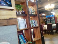 -独一佳老胡湘菜馆(矿山路店)