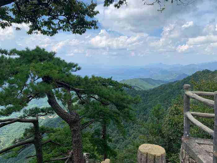 羅田薄刀峰風景區-