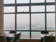 -湖景知味西餐厅•自助餐• 轻食(南京金茂威斯汀大酒店)