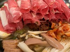 部队锅-MI WU FACTORY米屋美食工厂餐厅(绿地店)
