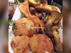 -菌海森林·非遗野生菌火锅(西山区滇池路摩根道店)