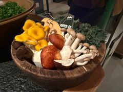 -三出山火锅(万象天地店)