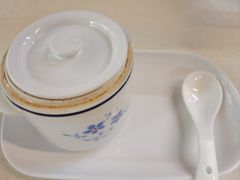 瑶柱吊瓜排骨汤-德记源发炖汤·肠粉