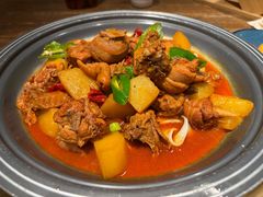 沙湾大盘鸡-耶里夏丽·新疆菜·家庭聚场(百联中环购物广场店)