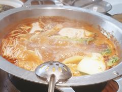 -野山舂·贵州现舂酸汤牛肉(鸿通城店)